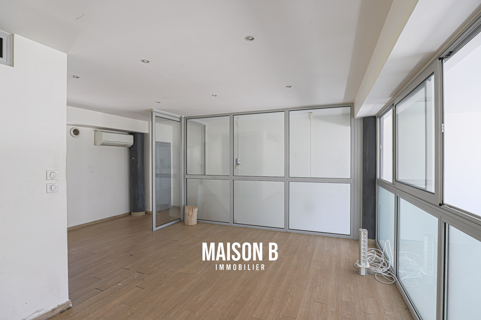 Image_9, Duplex, Marseille, ref :MAISON MAGES