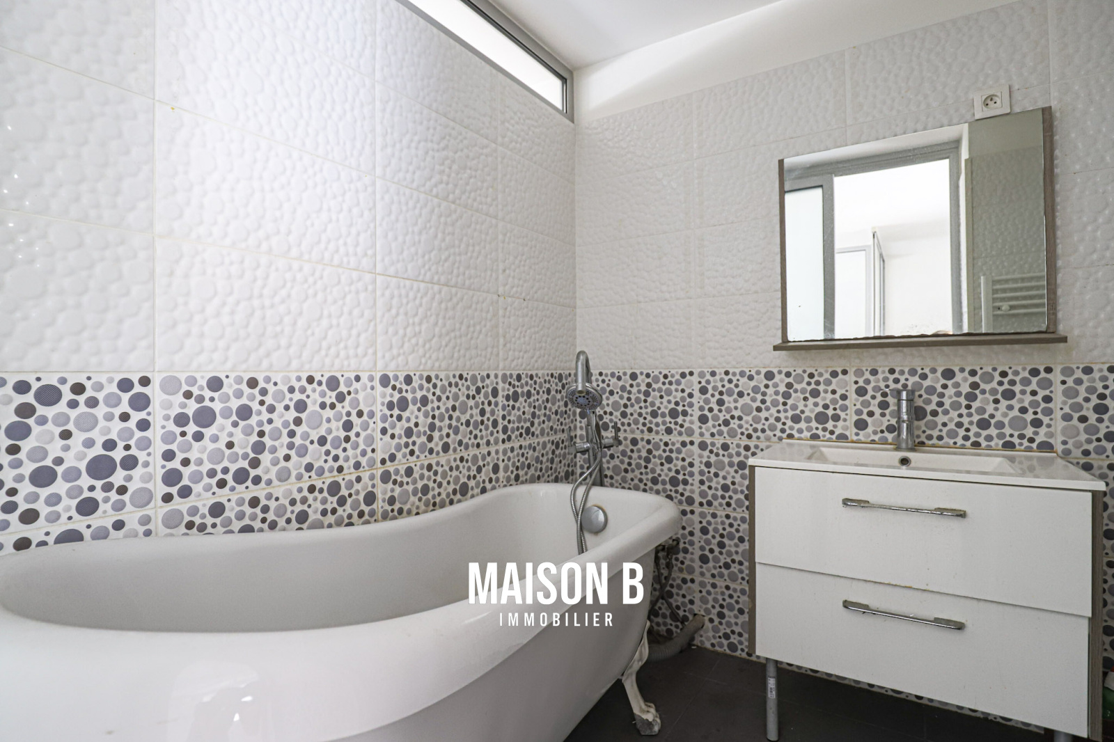 Image_10, Duplex, Marseille, ref :MAISON MAGES